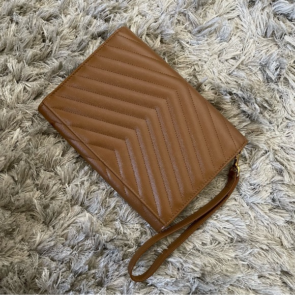 CASSANDRE SAINT LAURENT MATELASSÉ FLAP POUCH - Picture 4 of 5